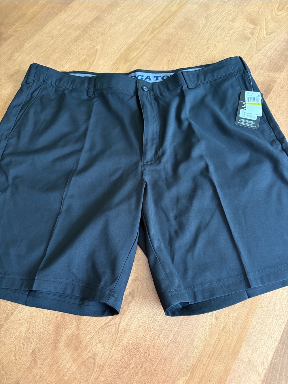 PGA Tour Black Flat-Front Golf Shorts Size 44